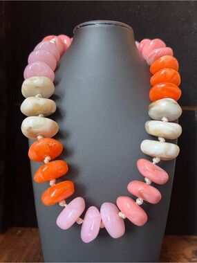 Chunky Resin Pink, Coral and Cream Bead Necklace NWOT